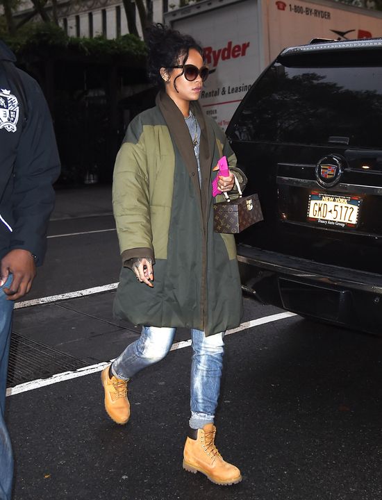 Ten gustowny kuferek to teraz jej ulubiony dodatek (FOTO) Ten gustowny kuferek to teraz jej ulubiony dodatek (FOTO)