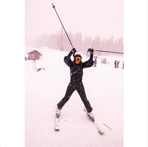 Rihanna szaleje na nartach (FOTO) Rihanna szaleje na nartach (FOTO)