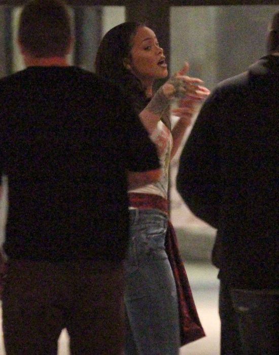 Z kim tak naprawdę Rihanna spędza wieczory? (FOTO)