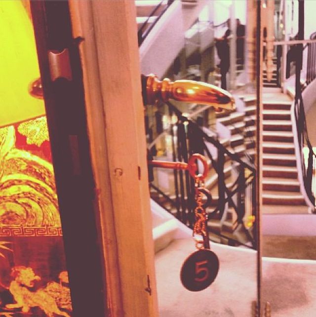 Rihanna u Coco Chanel (FOTO) (WIDEO) Rihanna u Coco Chanel (FOTO) (WIDEO)