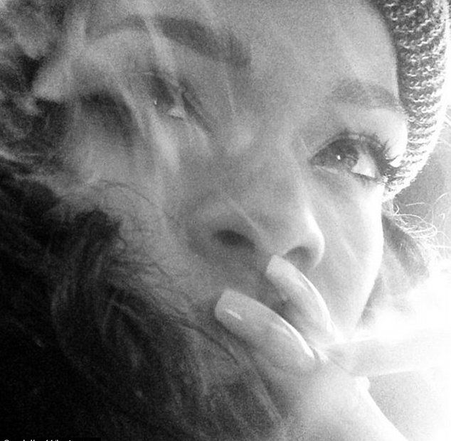 Wielkanocny klimat w wydaniu Rihanny (FOTO)