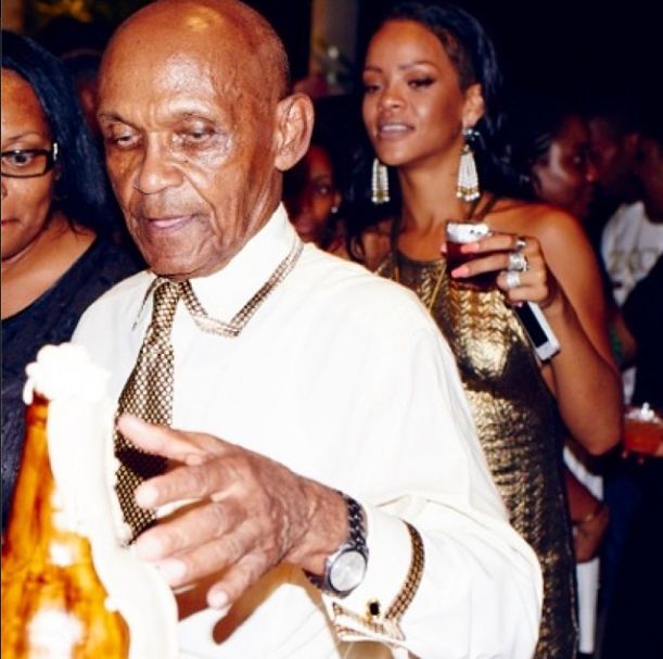 Rihanna to jednak dobra dziewczyna? (FOTO) Rihanna to jednak dobra dziewczyna? (FOTO)