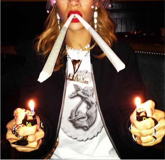 Rihanna i grube jointy (FOTO)
