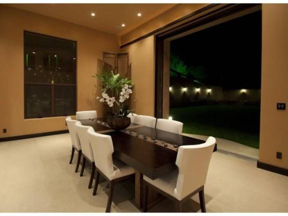 Rihanna wynajmuje swoją wille w LA (FOTO)