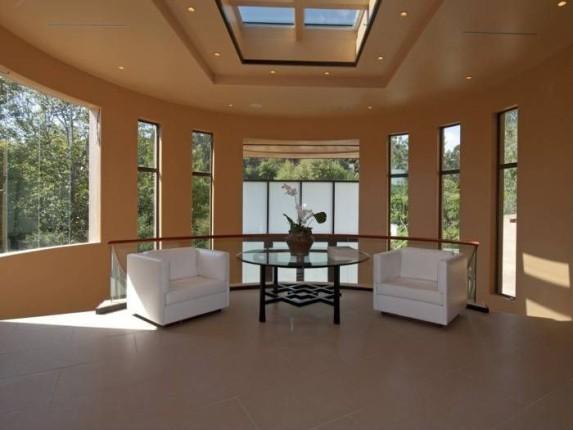 Rihanna wynajmuje swoją wille w LA (FOTO)