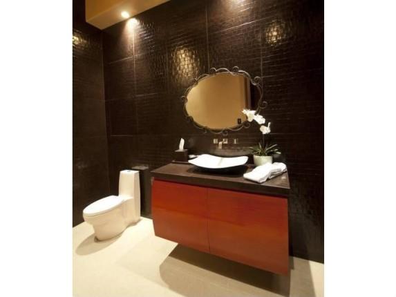 Rihanna wynajmuje swoją wille w LA (FOTO)