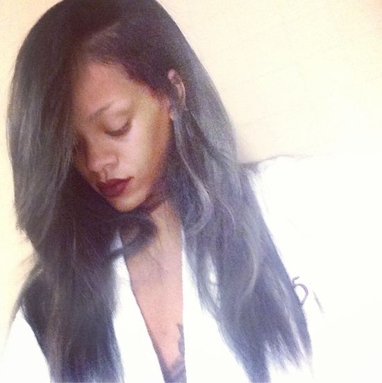 Rihanna ma szare włosy! (FOTO)