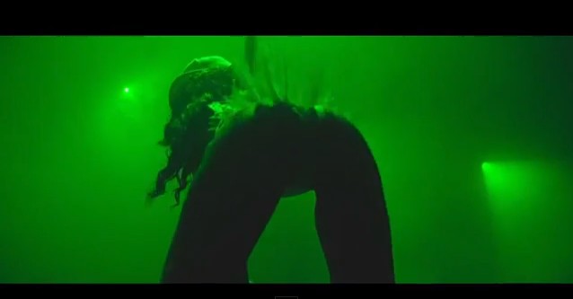 Rihanna jak striptizerka w klipie do Pour It Up (VIDEO) Rihanna jak striptizerka w klipie do Pour It Up (VIDEO)