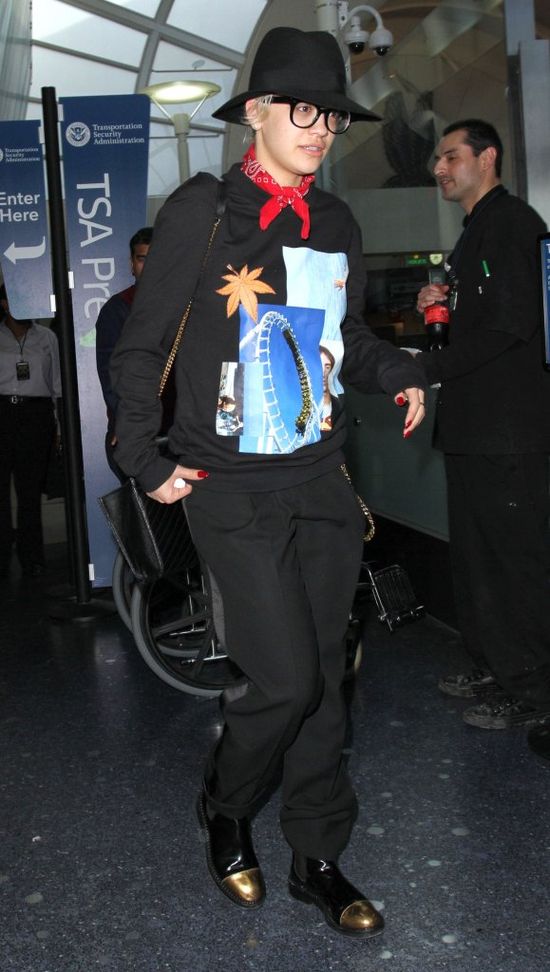 Rita Ora potrafi wyglądać bardzo nieatrakcyjnie (FOTO)