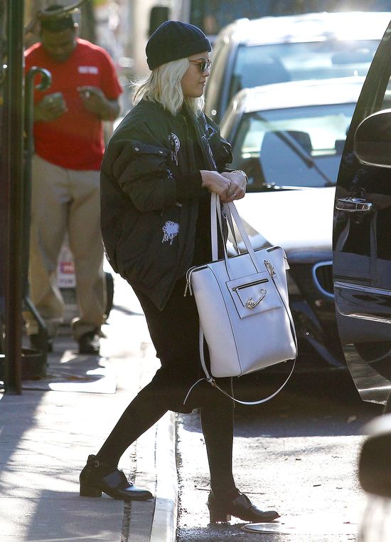 Rita Ora wpadła w złe towarzystwo? (FOTO)