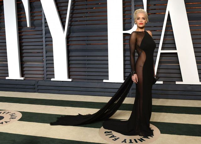 Rita Ora pokazała światu swoją pupę na oscarowym afterparty Rita Ora pokazała światu swoją pupę na oscarowym afterparty