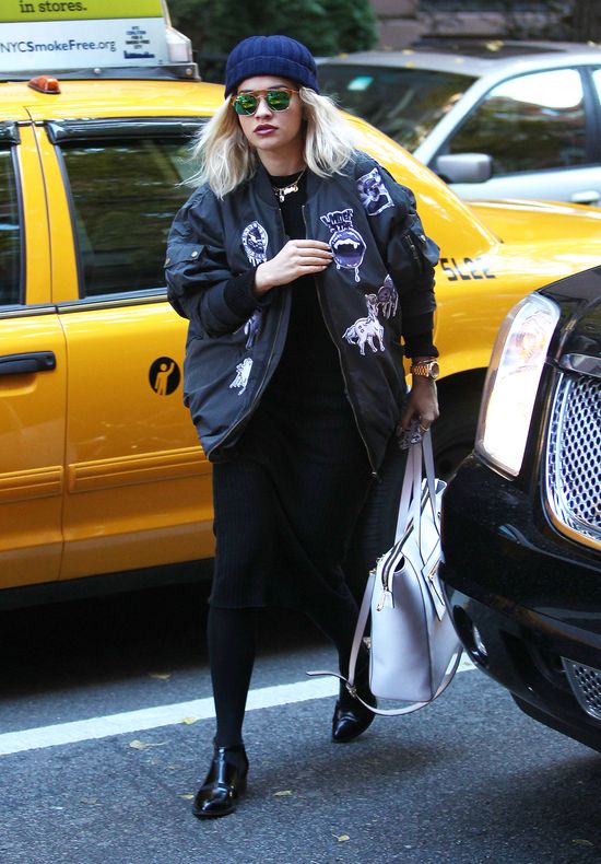 Rita Ora wpadła w złe towarzystwo? (FOTO)