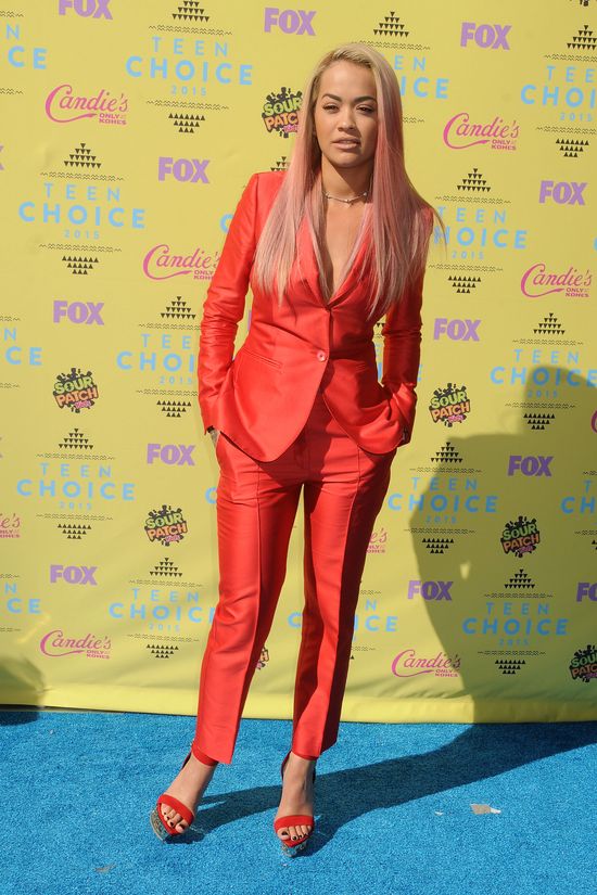 Wtopa Rity Ory na czerwonym dywanie? (FOTO)