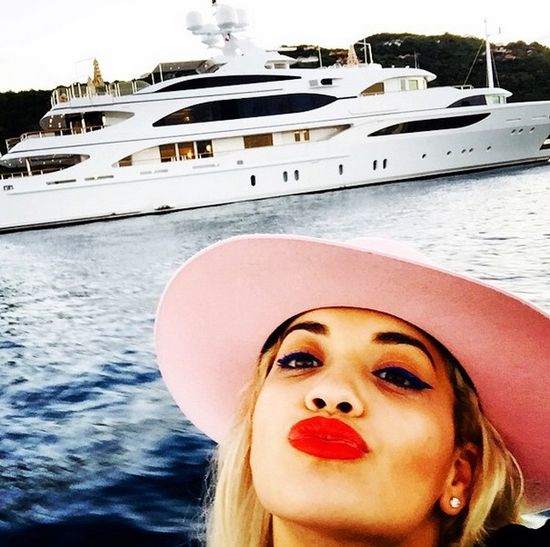 Rita Ora jest biseksualna?! (FOTO)