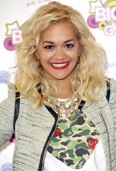 Szorty nie dla Rity Ora (FOTO) Szorty nie dla Rity Ora (FOTO)