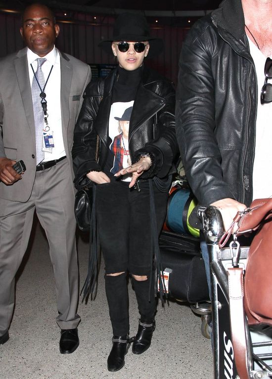 Kiedy Rita Ora zejdzie z czerwonego dywanu... (FOTO)