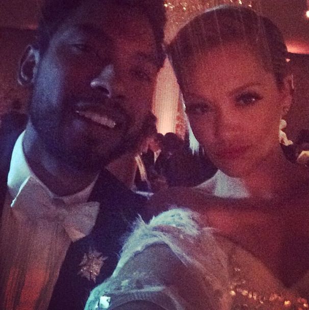 Rita Ora zaliczyła WPADKĘ na gali MET 2014 (FOTO)