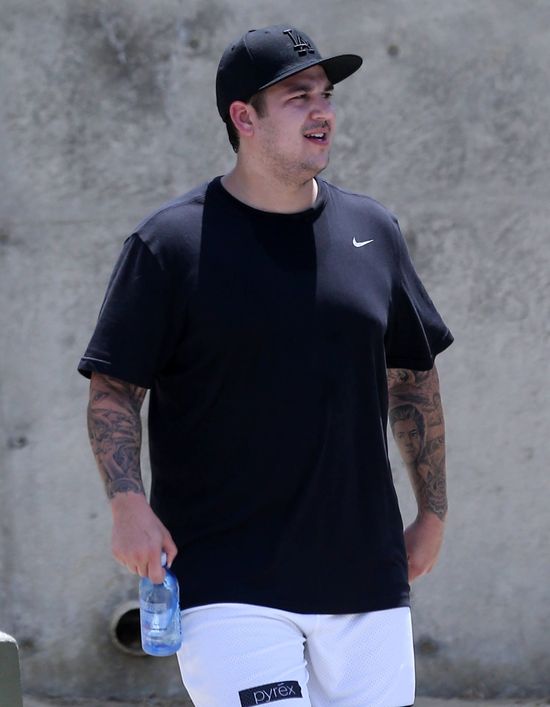 Ile schudł Rob Kardashian? (FOTO)