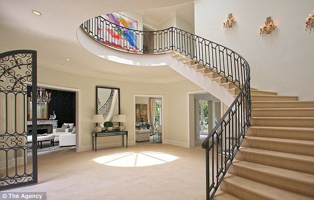 Robbie Williams od 6 lat nie może sprzedac tej pięknnej willi