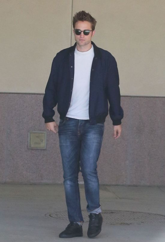 Robert Pattinson, jedyny aktor bez sześciopaku na brzuchu Robert Pattinson, jedyny aktor bez sześciopaku na brzuchu