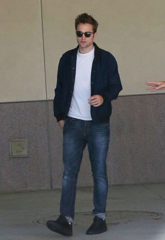 Robert Pattinson: Jestem samotny... Robert Pattinson: Jestem samotny...