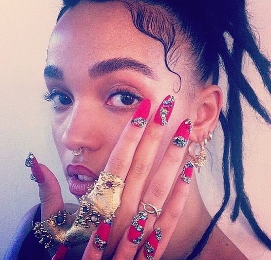 Robert Pattinson ma nową dziewczynę - To coś poważnego