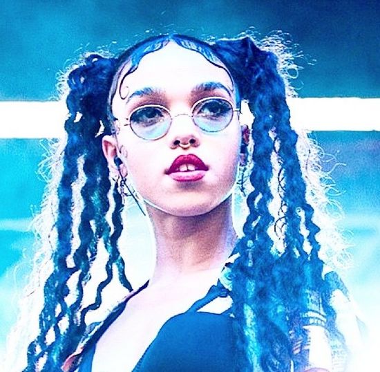 Robert Pattinson ma nową dziewczynę - To coś poważnego