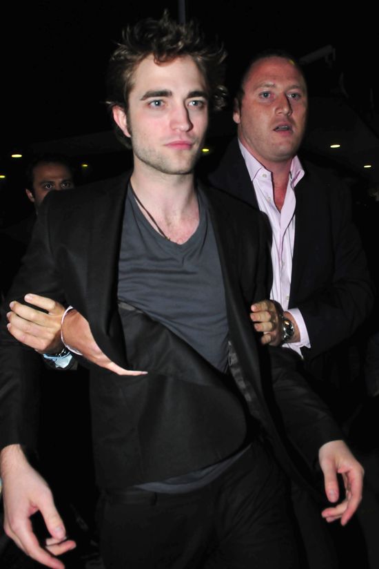 Robert Pattinson upijał się do nieprzytopmności po rozstaniu