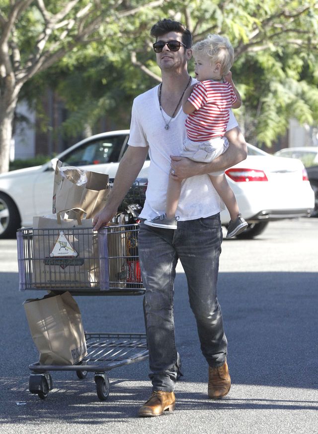 Paula Patton chce pozbawić Robina Thicke'a praw do dziecka?