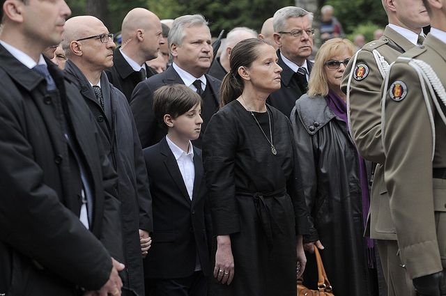 Pogrzeb Wojciecha Jaruzelskiego w atmosferze skandalu (FOTO) Pogrzeb Wojciecha Jaruzelskiego w atmosferze skandalu (FOTO)
