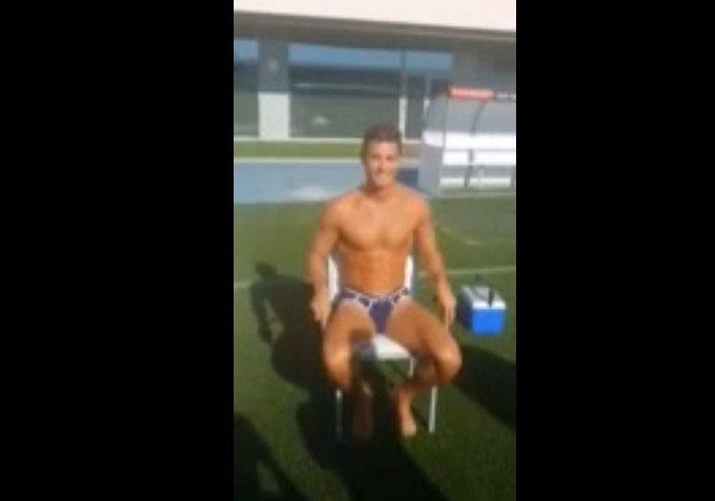 Cristiano Ronaldo piszczy podczas splasha (VIDEO) Cristiano Ronaldo piszczy podczas splasha (VIDEO)