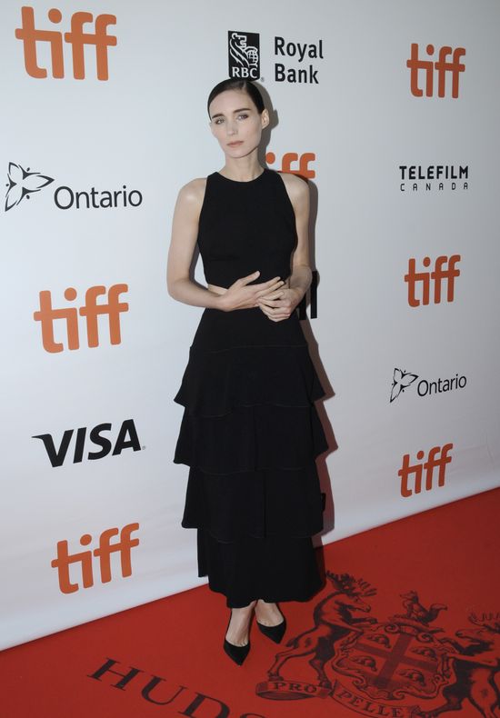 Rooney Mara dostała zaproszenie do squadu Taylor Swift. Jej reakcja MIAŻDŻY