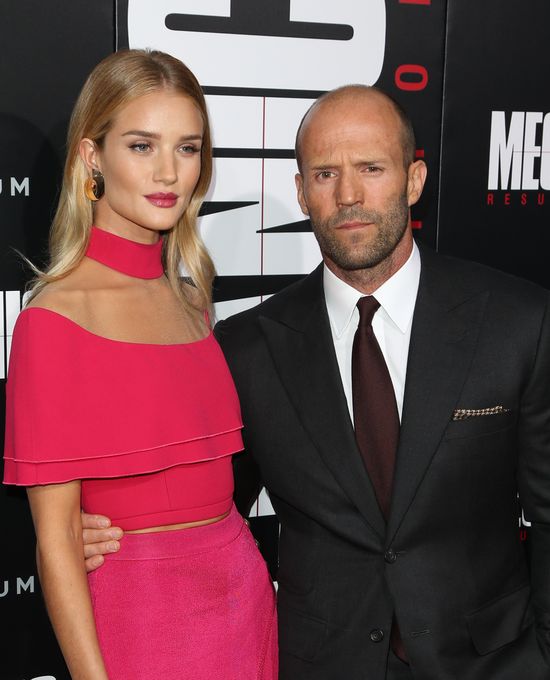 Rosie Huntington-Whiteley pokazała ciążowy brzuszek! Jest w ciąży! Rosie Huntington-Whiteley pokazała ciążowy brzuszek! Jest w ciąży!