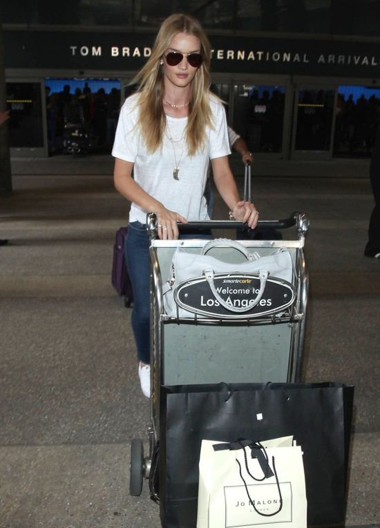 Rosie, gdzie się podziały twoje długie włosy?! (FOTO)