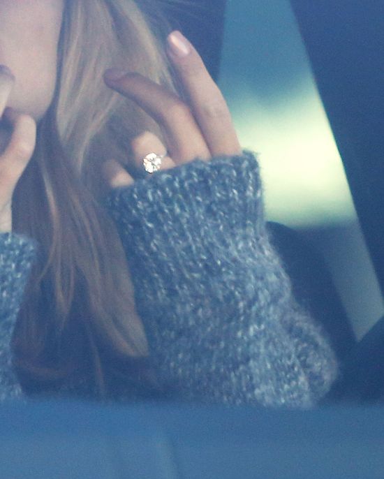 Ile kosztował pierścionek zaręczynowy Rosie Huntington Ile kosztował pierścionek zaręczynowy Rosie Huntington