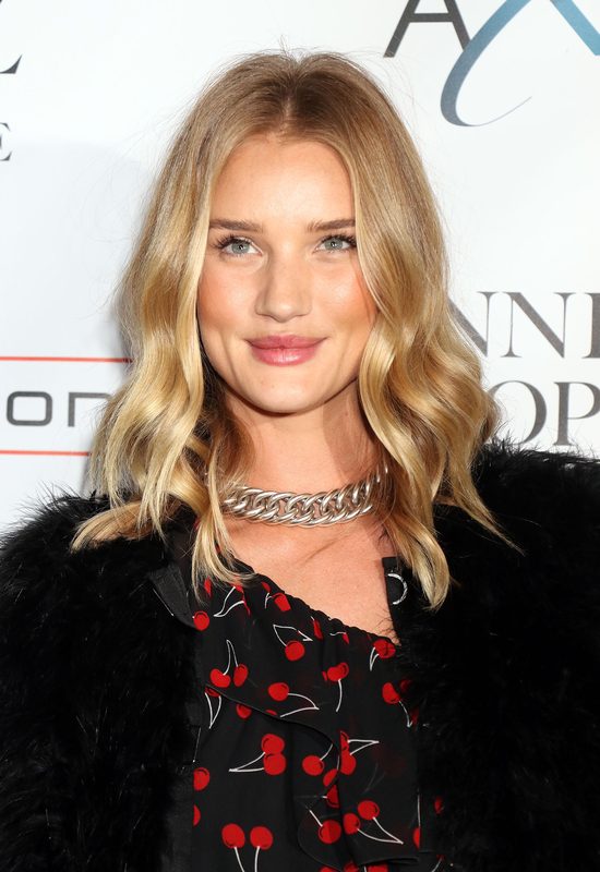 Karolina Gilon w JOY o podobieństwie do Rosie Huntington