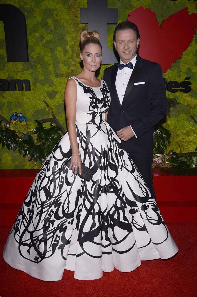 Fani krytykują fryzurę Małgorzaty Rozenek na balu Fundacji TVN