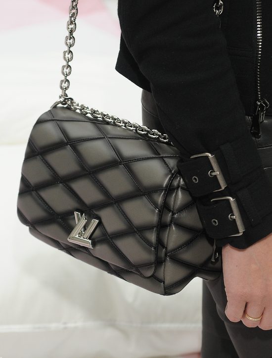 Celebrytki na pokazie mody (FOTO)