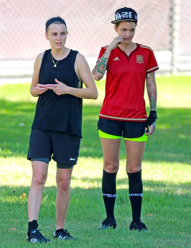 Ruby Rose zerwała zaręczyny z narzeczoną, Phoebe Dahl Ruby Rose zerwała zaręczyny z narzeczoną, Phoebe Dahl