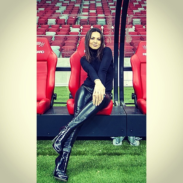 Kinga Rusin: Grzałam ławę w szpilkach (FOTO)