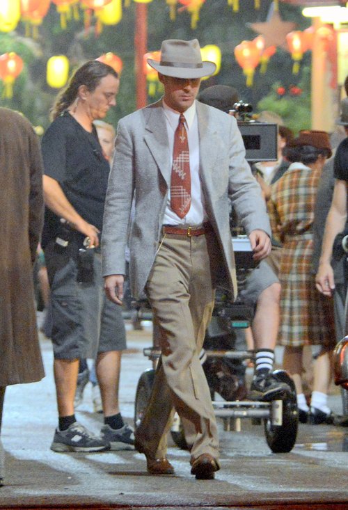 Ryan Gosling wylewnie wita się z dziewczyną (FOTO) Ryan Gosling wylewnie wita się z dziewczyną (FOTO)