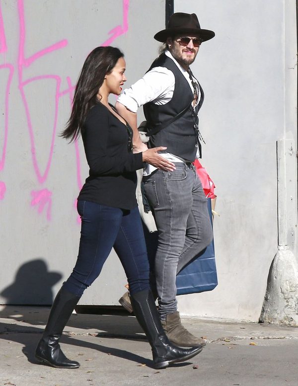 Zoe Saldana jak matka - Polka Zoe Saldana jak matka - Polka