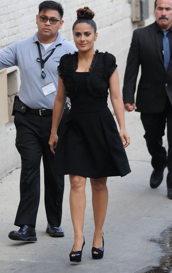 Gładka cera Salmy Hayek to nie zasługa botoksu (FOTO)