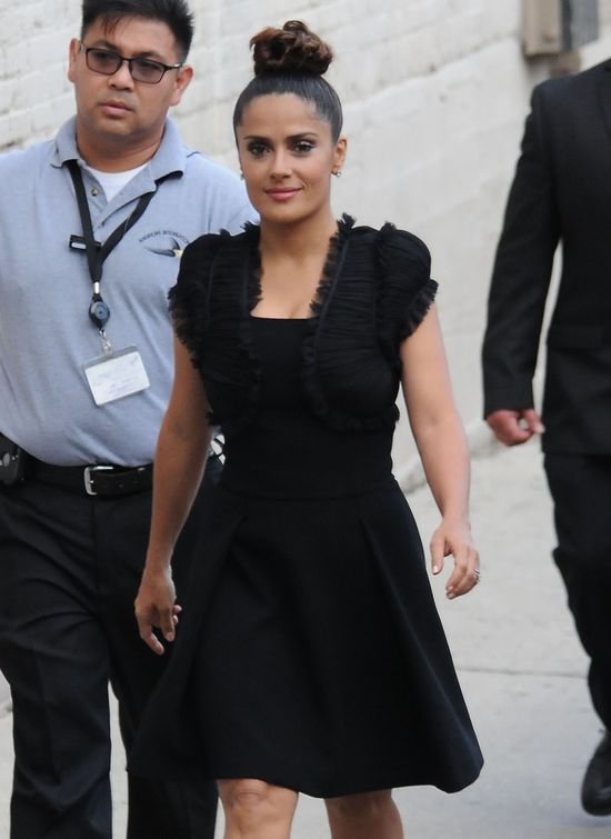 Gładka cera Salmy Hayek to nie zasługa botoksu (FOTO)