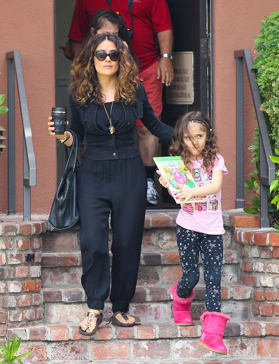 Córka Salmy Hayek coraz bardziej podobna do mamy? (FOTO)