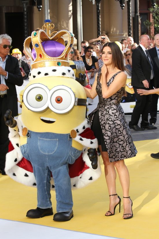 Sandra Bullock - świetna konserwacja czy geny? (FOTO)