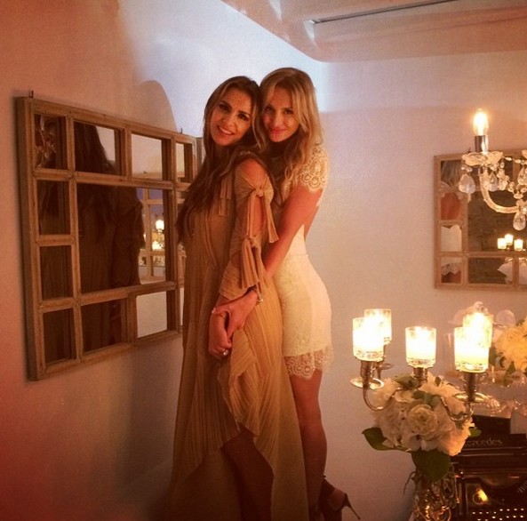 Jak wyglądała druga suknia ślubna Sary Mannei? (FOTO)