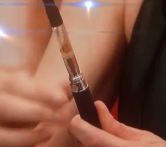 Kto przyniósł na rozdanie nagród Emmy TRAWKĘ? Kto przyniósł na rozdanie nagród Emmy TRAWKĘ?