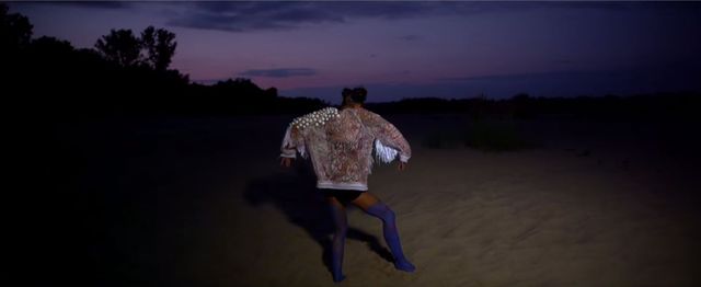 Sarsa pokazała nowy teledysk do kawałka Indiana (VIDEO) Sarsa pokazała nowy teledysk do kawałka Indiana (VIDEO)