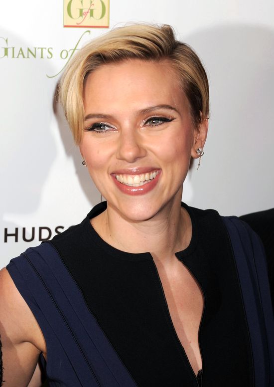 Scarlet Johansson pierwszy raz na salonach po urodzeniu!